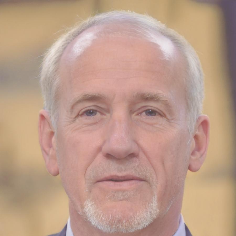 Portrait von Henrik Lindström